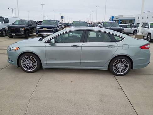 Used 2014 Ford Fusion SE w/ Equipment Group 502A image 4