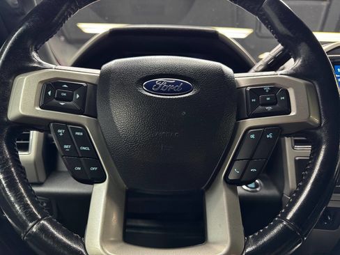 Used 2022 Ford F350 Lariat w/ Lariat Ultimate Package image 20