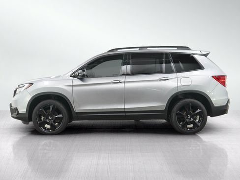 Used 2021 Honda Passport Elite image 2