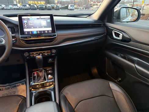 Used 2023 Jeep Compass Trailhawk w/ Trailhawk Elite Group image 15