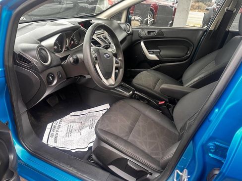 Used 2012 Ford Fiesta SE image 10