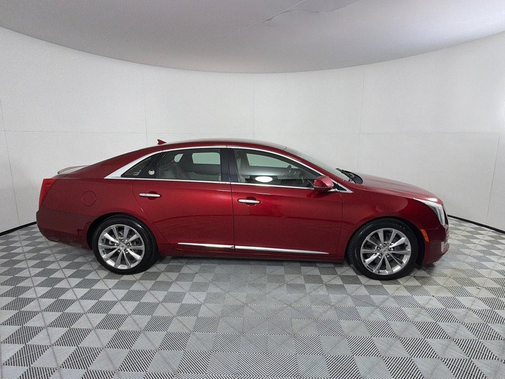 Used 2014 Cadillac XTS Luxury FWD image 4
