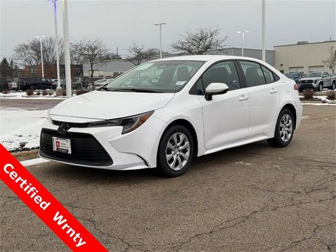 Used 2024 Toyota Corolla LE image 7