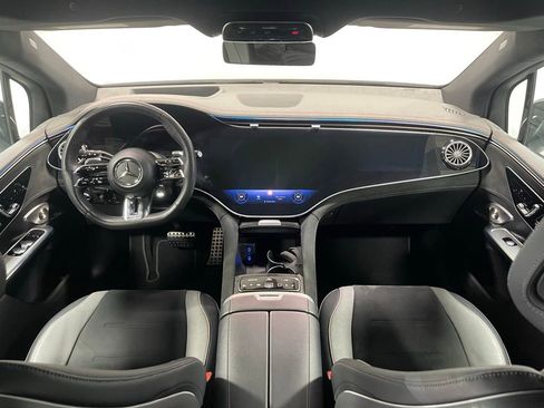 Used 2024 Mercedes-Benz EQE AMG 4MATIC SUV image 30