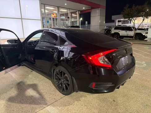 Used 2019 Honda Civic Sport image 6