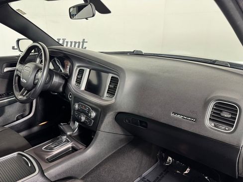 Used 2023 Dodge Charger SXT RWD image 37