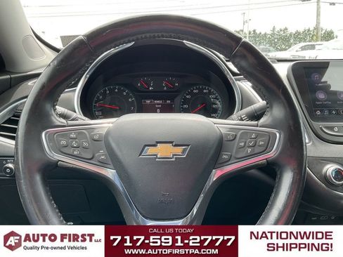 Used 2019 Chevrolet Malibu LT w/ Leather Package FWD image 20
