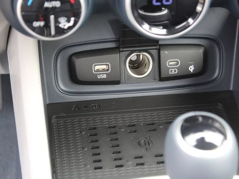 New 2026 Hyundai Venue SEL FWD image 20