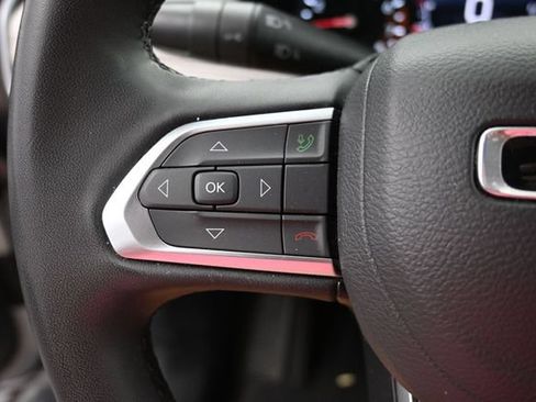 Used 2025 Jeep Compass Limited AWD/4WD image 28