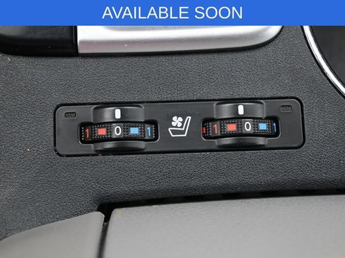 Used 2018 Toyota Highlander Limited AWD/4WD image 28
