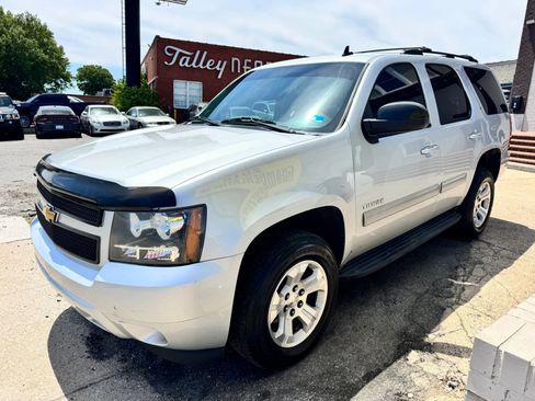 Used 2013 Chevrolet Tahoe LT AWD/4WD image 7