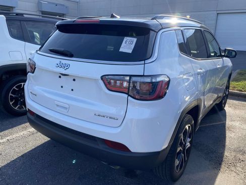 Used 2022 Jeep Compass Limited AWD/4WD image 9