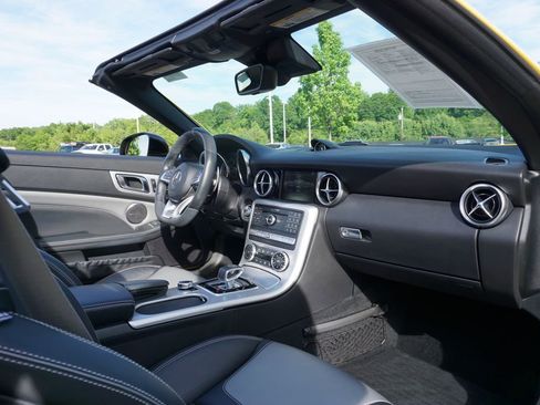 Certified 2020 Mercedes-Benz SLC 43 AMG image 38