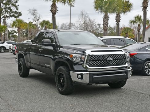 Used 2019 Toyota Tundra SR5 image 6
