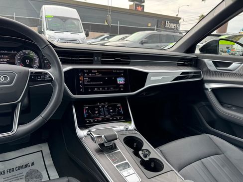 Used 2025 Audi A6 Premium Plus w/ Premium Plus Package image 23