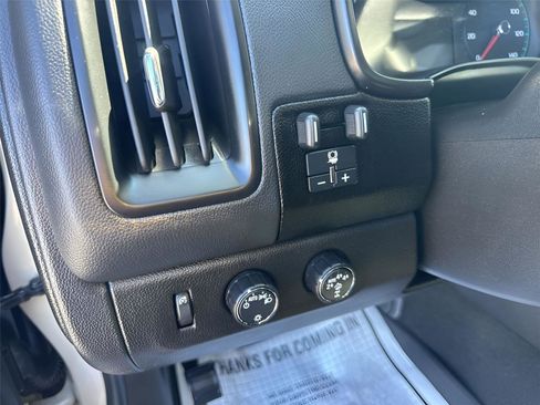 Used 2022 Chevrolet Colorado ZR2 image 15