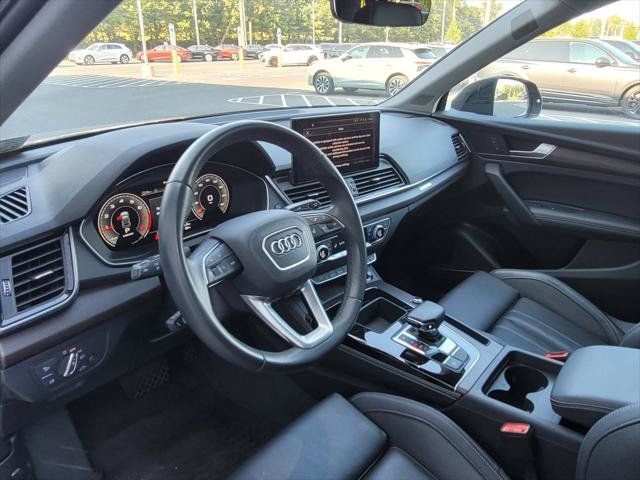 Used 2023 Audi Q5 2.0T Premium Plus w/ Premium Plus Package AWD/4WD image 12