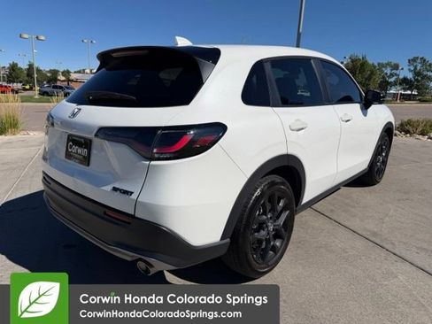 Used 2025 Honda HR-V Sport image 10