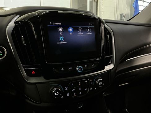 Used 2021 Chevrolet Traverse LT AWD/4WD image 19