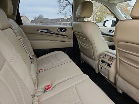 Used 2018 INFINITI QX60 AWD w/ Premium Plus Package image 13