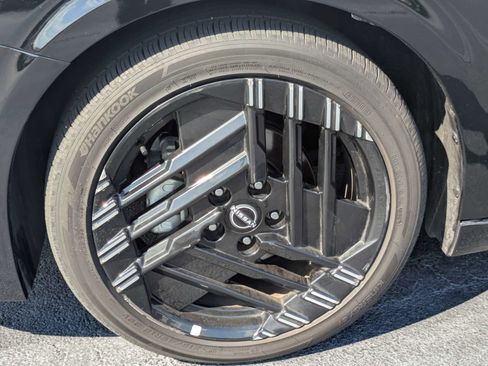 Used 2026 Nissan Sentra SR w/ Floor Mat Package FWD image 31
