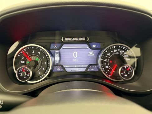 New 2026 RAM 1500 4x4 Crew Cab image 16