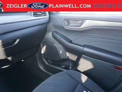 Used 2025 Ford Escape Active AWD/4WD image 28