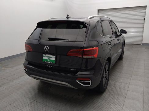 Used 2023 Volkswagen Taos SE image 7