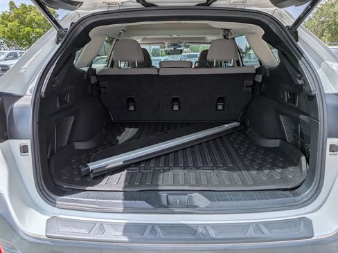 Used 2020 Subaru Outback Premium w/ Popular Package #1 AWD/4WD image 13