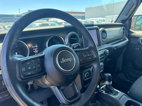 Used 2023 Jeep Wrangler Unlimited w/ Cold Weather Group AWD/4WD image 10