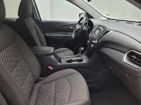Used 2020 Chevrolet Equinox LT FWD image 21