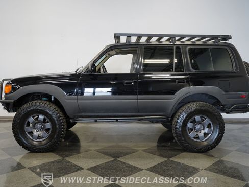 Used 1997 Toyota Land Cruiser image 2