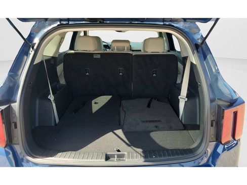 Used 2024 Kia Sorento S w/ Panoramic Sunroof Package FWD image 28