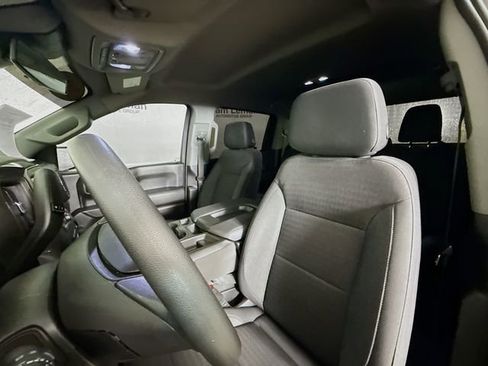 Used 2022 Chevrolet Silverado 1500 Custom image 22