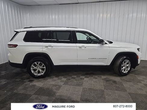 Used 2023 Jeep Grand Cherokee L Limited AWD/4WD image 2