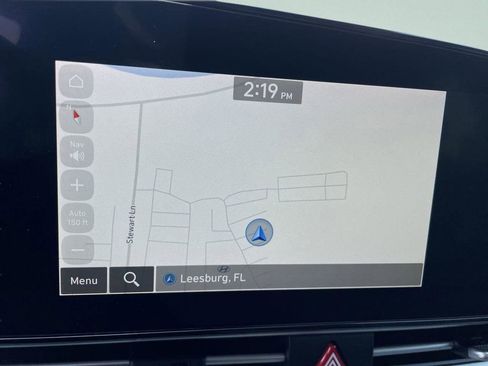 Certified 2024 Hyundai Elantra Limited image 28