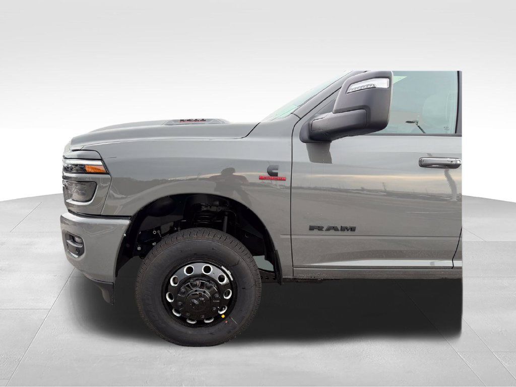 New 2027 RAM 3500 Laramie w/ Night Edition AWD/4WD image 23