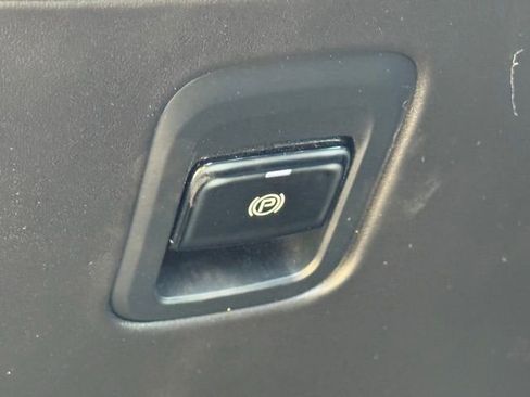 Used 2023 Maserati Grecale Modena image 14