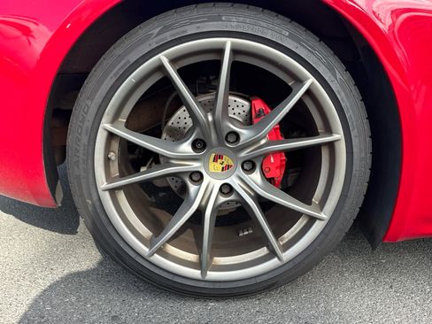 Used 2018 Porsche 718 Boxster S image 4