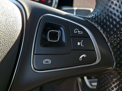 Used 2017 Mercedes-Benz E 300 4MATIC image 23
