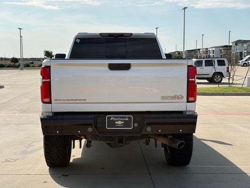 Used 2025 Chevrolet Silverado 2500 High Country w/ Technology Package AWD/4WD image 6