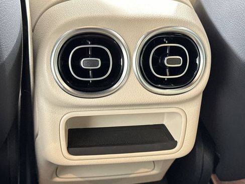 Certified 2025 Mercedes-Benz GLC 300 4MATIC image 17