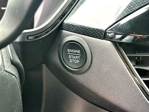 Used 2025 Ford Escape ST-Line AWD/4WD image 16