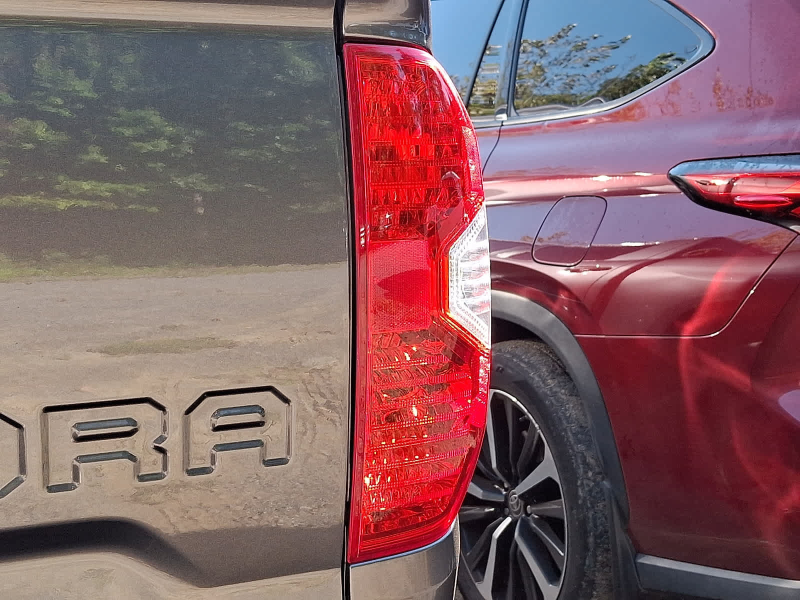 Used 2019 Toyota Tundra SR5 w/ TRD Sport Package AWD/4WD image 10