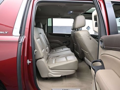 Used 2019 GMC Yukon XL SLT w/ Premium Edition RWD image 42