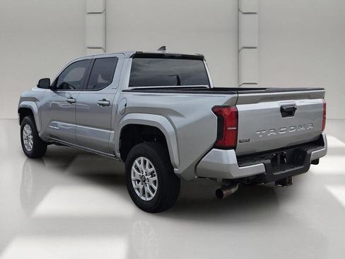 Used 2024 Toyota Tacoma SR5 RWD image 3