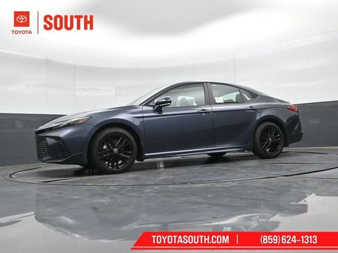 New 2026 Toyota Camry SE FWD image 41