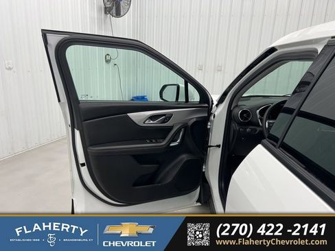 Used 2023 Chevrolet Blazer LT w/ Driver Confidence Package image 8