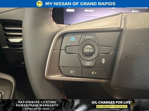 New 2026 Nissan Sentra SR w/ SR Premium Package FWD image 19