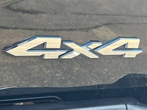 Used 2026 RAM 2500 Big Horn AWD/4WD image 2